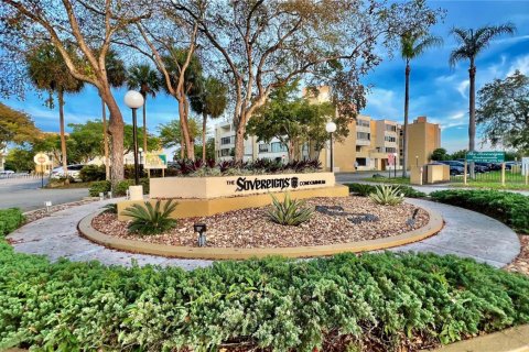 Condominio en venta en Miami, Florida, 3 dormitorios, 157.93 m2 № 1926843 - foto 17