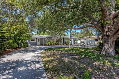 Casa en Venice, Florida 2 dormitorios, 165.18 m2 № 2134544