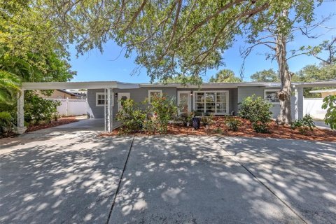 Casa en venta en Venice, Florida, 2 dormitorios, 165.18 m2 № 2134544 - foto 2