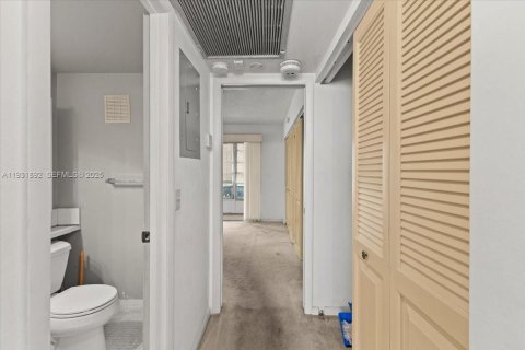 Copropriété à vendre à Deerfield Beach, Floride: 1 chambre, 65.03 m2 № 1994279 - photo 9