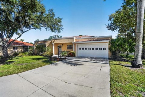 Condo in Palmetto, Florida, 2 bedrooms  № 2379558 - photo 25