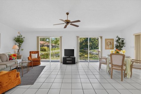 Condo in Palmetto, Florida, 2 bedrooms  № 2379558 - photo 10