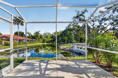 Condo in Palmetto, Florida, 2 bedrooms  № 2379558 - photo 2