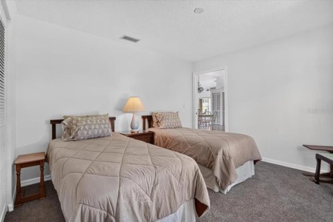 Condo in Palmetto, Florida, 2 bedrooms  № 2379558 - photo 21