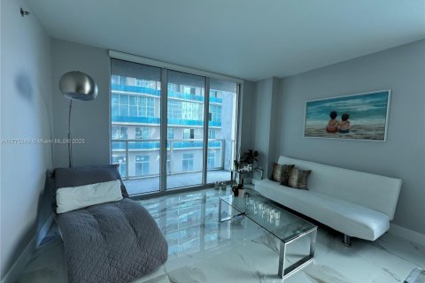 Купить кондоминиум в Майами, Флорида 2 спальни, 111.48м2, № 1961657 - фото 23