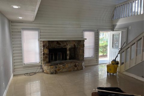 Casa en venta en Orlando, Florida, 4 dormitorios, 188.41 m2 № 1902489 - foto 2