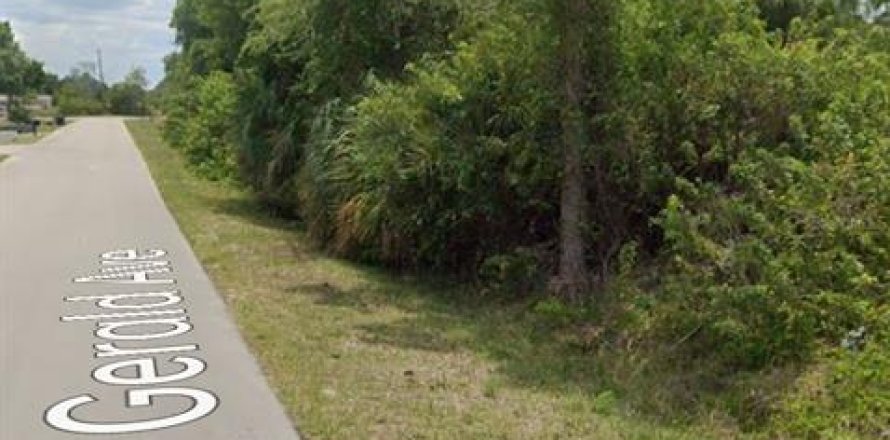 Land in Lehigh Acres, Florida № 2211664