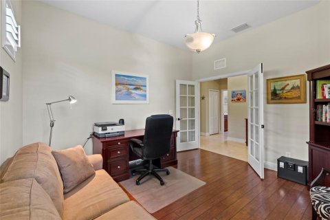 House in Lakewood Ranch, Florida 2 bedrooms, 203.83 sq.m. № 2291066 - photo 23