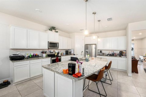 House in Spring Hill, Florida 4 bedrooms, 231.61 sq.m. № 1543423 - photo 11
