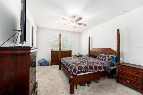 House in Spring Hill, Florida 4 bedrooms, 231.61 sq.m. № 1543423 - photo 14