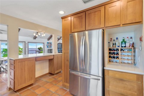 House in Saint Petersburg, Florida 3 bedrooms, 156.08 sq.m. № 1903023 - photo 14