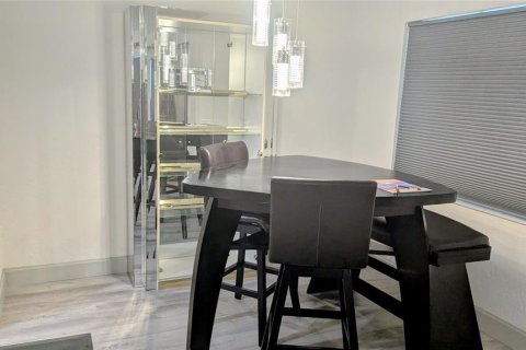 Casa en venta en Bradenton, Florida, 3 dormitorios, 141.77 m2 № 1873639 - foto 4