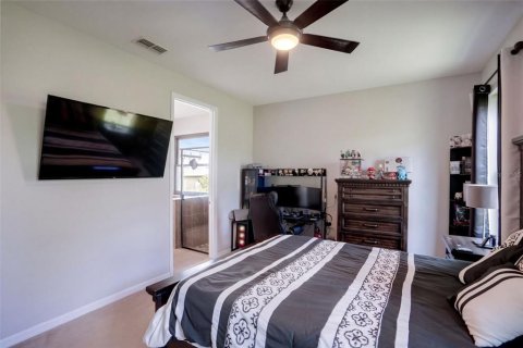 House in Orange City, Florida 4 bedrooms, 172.52 sq.m. № 2419666 - photo 21