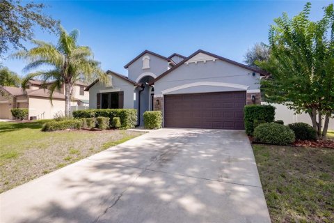 House in Orange City, Florida 4 bedrooms, 172.52 sq.m. № 2419666 - photo 3