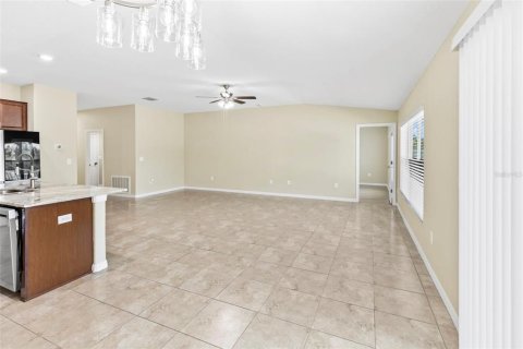 Villa ou maison à louer à Wimauma, Floride: 4 chambres, 178.56 m2 № 2131114 - photo 22