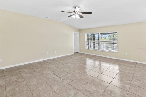 Villa ou maison à louer à Wimauma, Floride: 4 chambres, 178.56 m2 № 2131114 - photo 15