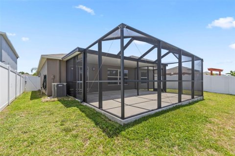 Villa ou maison à louer à Wimauma, Floride: 4 chambres, 178.56 m2 № 2131114 - photo 25