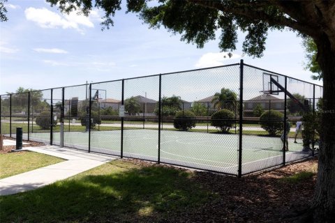 Villa ou maison à louer à Wimauma, Floride: 4 chambres, 178.56 m2 № 2131114 - photo 30