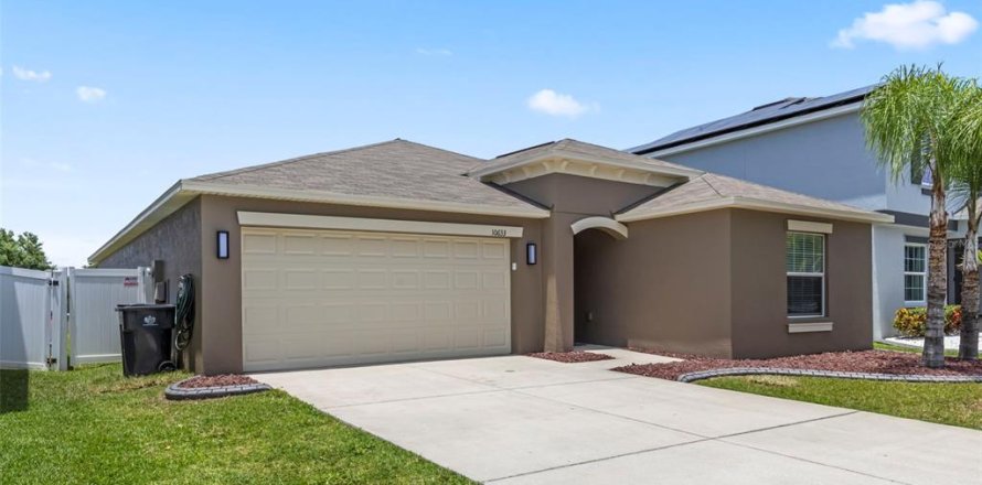 Villa ou maison à Wimauma, Floride 4 chambres, 178.56 m2 № 2131114