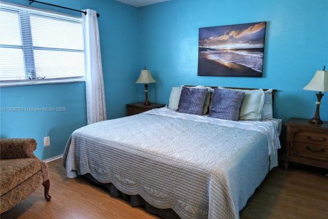 Condo in Lauderhill, Florida, 1 bedroom  № 1743893 - photo 18