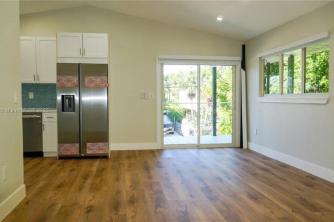 Apartamento en alquiler en Key Largo, Florida, 2 dormitorios, 71.35 m2 № 1947994 - foto 7