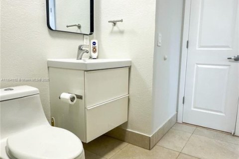 Apartamento en alquiler en Key Largo, Florida, 2 dormitorios, 71.35 m2 № 1947994 - foto 24