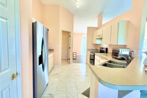 Villa ou maison à louer à Winter Haven, Floride: 3 chambres, 175.4 m2 № 1587448 - photo 5
