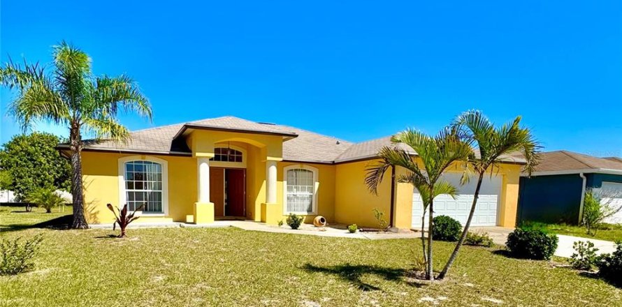 Villa ou maison à Winter Haven, Floride 3 chambres, 175.4 m2 № 1587448