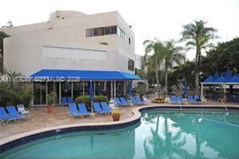 Condominio en venta en Aventura, Florida, 2 dormitorios, 148.64 m2 № 2011245 - foto 25