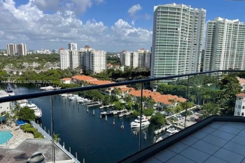Condominio en venta en Aventura, Florida, 2 dormitorios, 148.64 m2 № 2011245 - foto 3