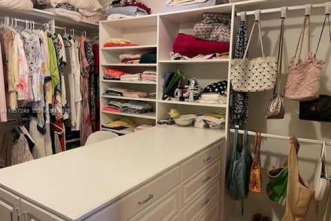 Condominio en venta en Aventura, Florida, 2 dormitorios, 148.64 m2 № 2011245 - foto 11