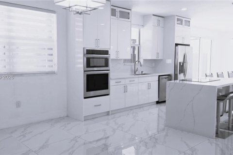 Villa ou maison à louer à Homestead, Floride: 4 chambres, 239.04 m2 № 2435704 - photo 6