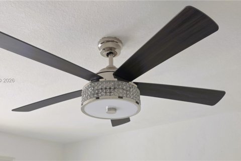 Villa ou maison à louer à Homestead, Floride: 4 chambres, 239.04 m2 № 2435704 - photo 11