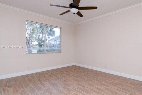 Villa ou maison à louer à Coconut Creek, Floride: 4 chambres, 213.68 m2 № 1997586 - photo 5