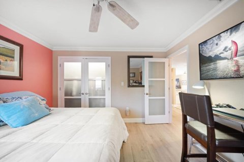 Condo in Indian Rocks Beach, Florida, 2 bedrooms  № 1517358 - photo 24