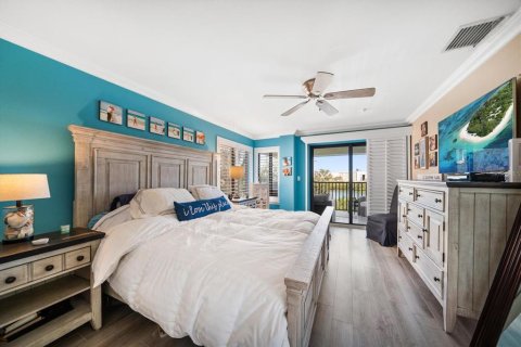 Condo in Indian Rocks Beach, Florida, 2 bedrooms  № 1517358 - photo 28
