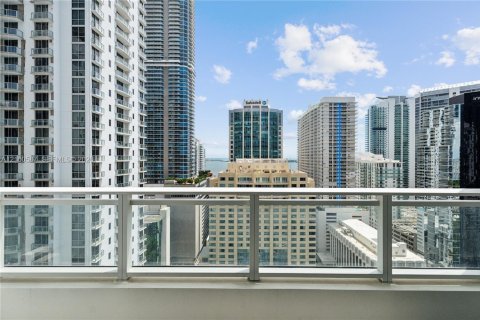 Condo in Miami, Florida, 1 bedroom  № 2401540 - photo 14
