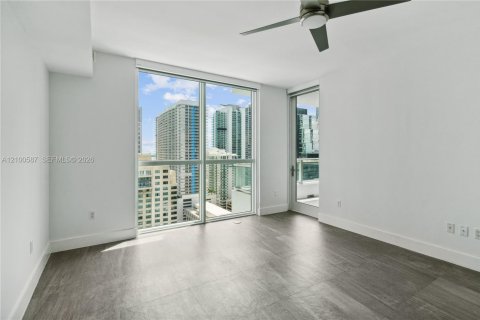 Condo in Miami, Florida, 1 bedroom  № 2401540 - photo 7