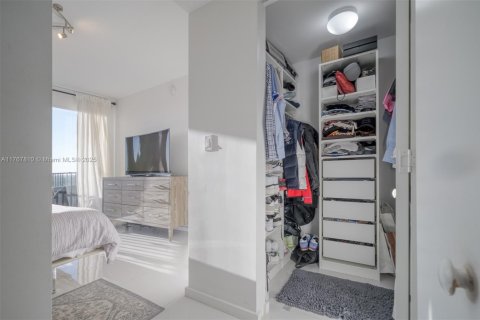 Copropriété à vendre à Doral, Floride: 3 chambres, 135.82 m2 № 1867545 - photo 12