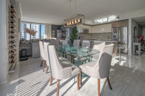 Copropriété à vendre à Doral, Floride: 3 chambres, 135.82 m2 № 1867545 - photo 3