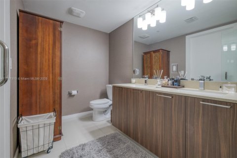 Copropriété à vendre à Doral, Floride: 3 chambres, 135.82 m2 № 1867545 - photo 14