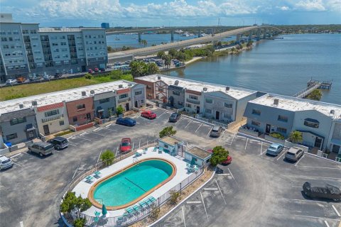 Condo in Daytona Beach, Florida, 3 bedrooms  № 2097810 - photo 20