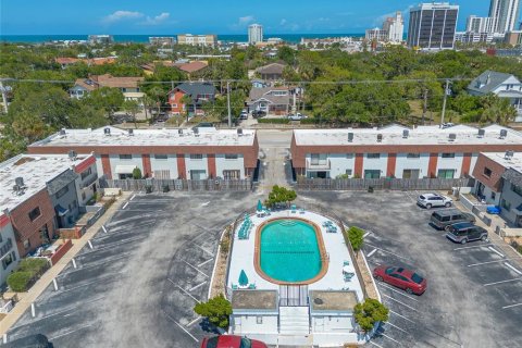 Condo in Daytona Beach, Florida, 3 bedrooms  № 2097810 - photo 21