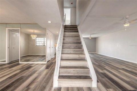 Condo in Daytona Beach, Florida, 3 bedrooms  № 2097810 - photo 27