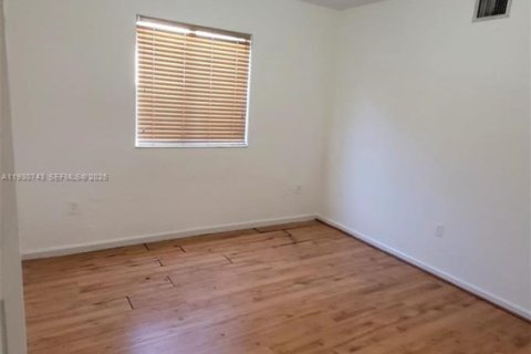 Купить кондоминиум в Хайалиа, Флорида 3 спальни, 91.69м2, № 1989486 - фото 17