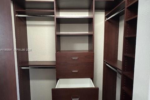 Townhouse in Miami Gardens, Florida 3 bedrooms, 128.02 sq.m. № 2025552 - photo 8