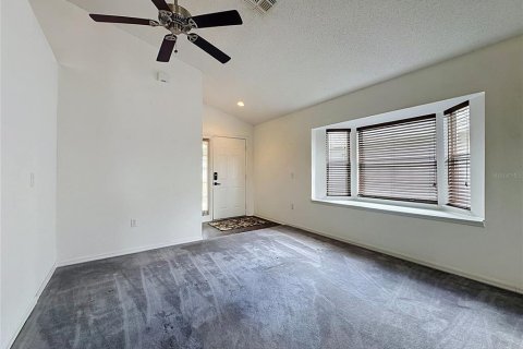 Villa ou maison à vendre à Haines City, Floride: 4 chambres, 143.26 m2 № 2360567 - photo 14