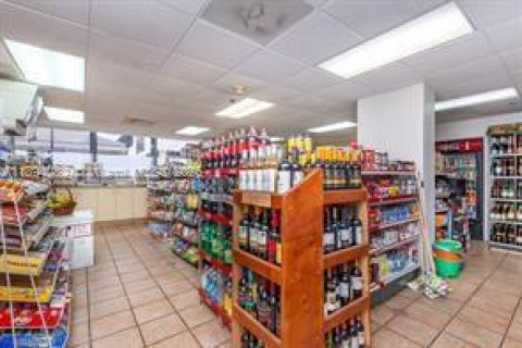 Купить кондоминиум в Майами, Флорида 1 спальня, 72.46м2, № 1945875 - фото 26