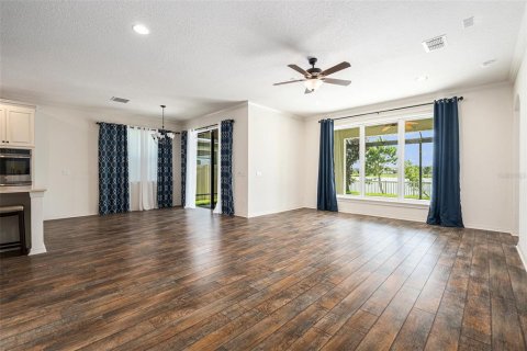 House in Lutz, Florida 5 bedrooms, 328.04 sq.m. № 1803432 - photo 7