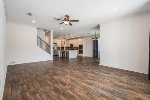House in Lutz, Florida 5 bedrooms, 328.04 sq.m. № 1803432 - photo 8